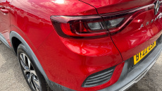 Renault Arkana 1.6 E-TECH Hybrid 145 Iconic 5dr Auto Hybrid Estate